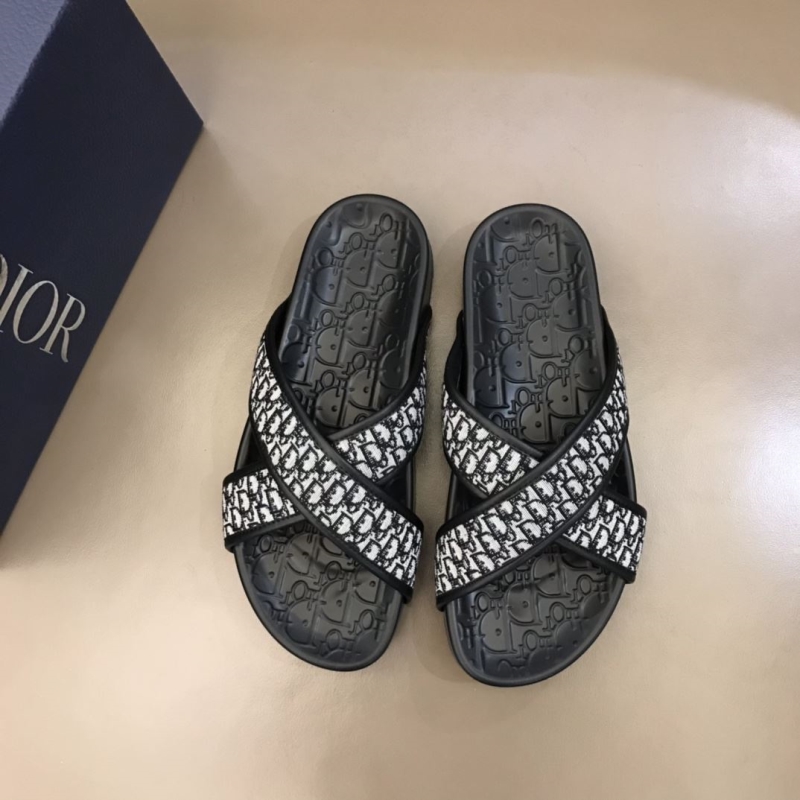 ch**an D*or slippers